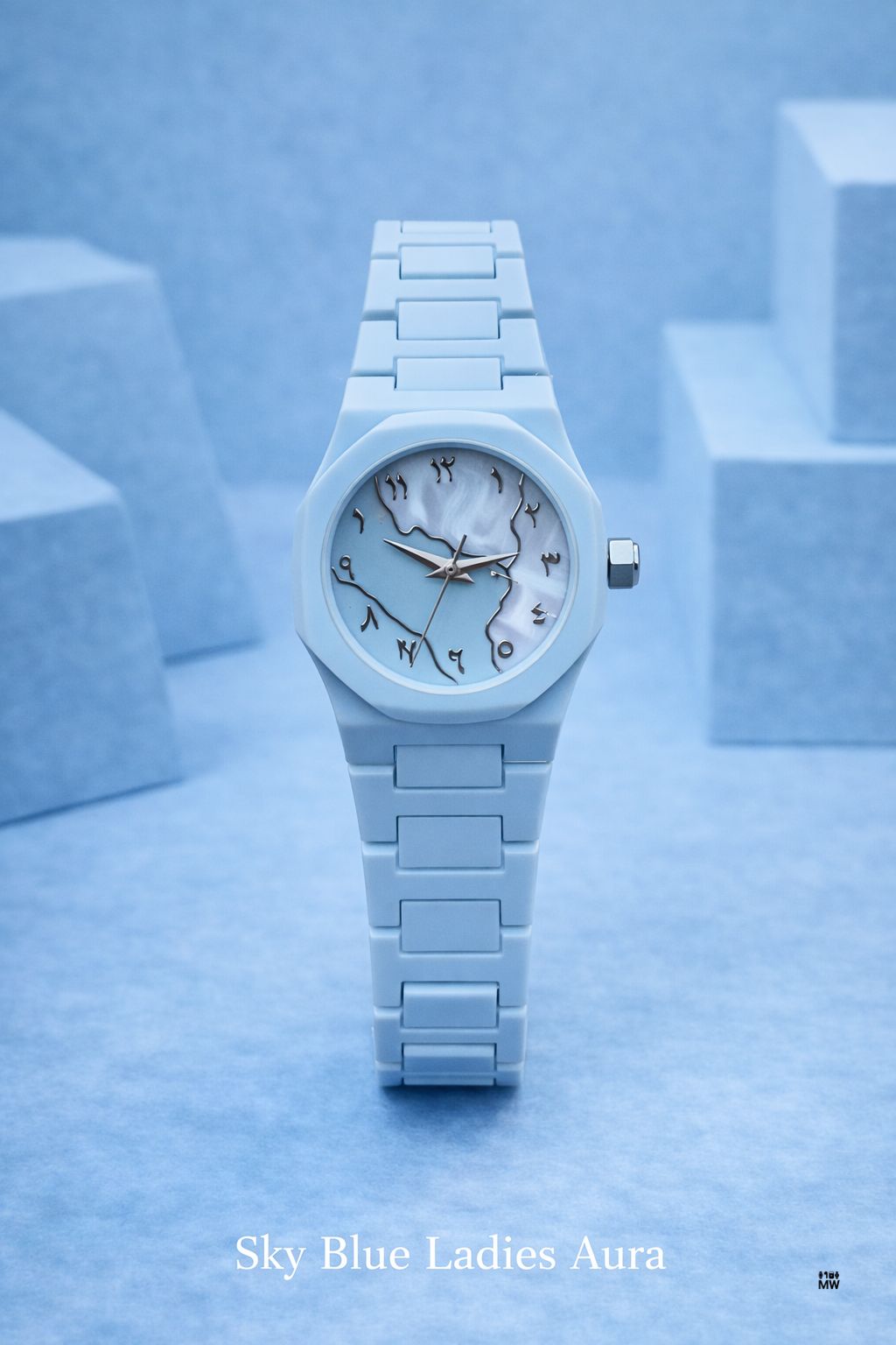 AURA Quartz movement  Lite weight  Butterfly lock Great quailty & finishing  Different Colours Avb